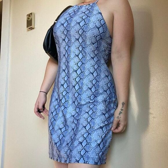 Vintage blue snakeskin print midi halter dress - Picture 6 of 8